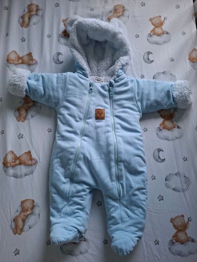 Baby pramsuit