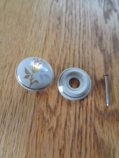 Ceramic Floral Knob for Sale