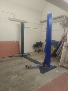 Tecalemit 3-Tonne 2-Post Vehicle Lift / Hoist (3-Phase)