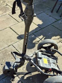 Electronic  golf trolley