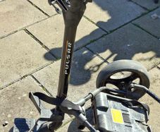 Electronic  golf trolley