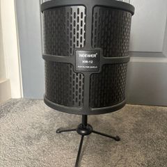 NEEWER NW-12 Pro Tabletop Microphone Isolation Shield