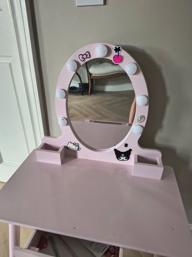 Girls Vanity Table and Stool