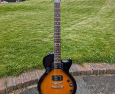 Epiphone Les Paul Special Electric Guitar