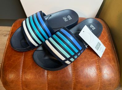 BNWT F&F navy sliders