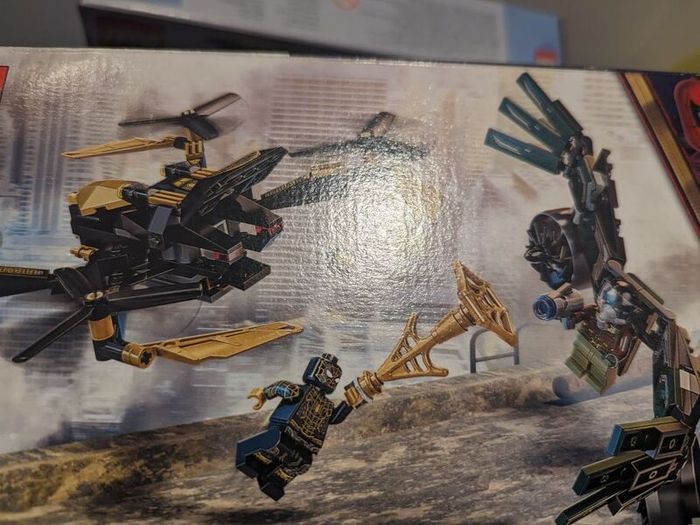 Join the Epic Spider-Man Drone Duel: LEGO 76195 Super Heroes Set
