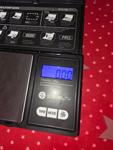Portable 100g x 0.1g Mini Digital Scale