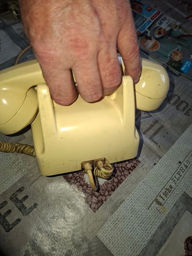 Vintage Black Rotary Dial and Antique Telephones. PRICE IS FOR 1 ONLY Postage Available or Collection