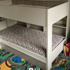 bunk bed