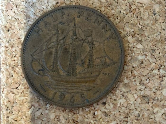 Old Great Britain Half Penny Coins (20)