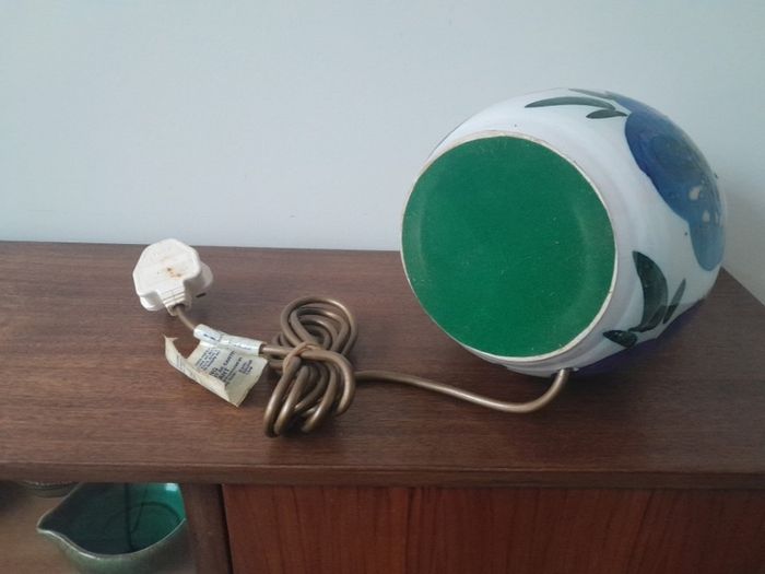 Vintage Pottery Table Lamp