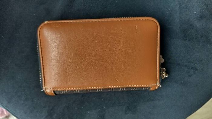 River island wallet