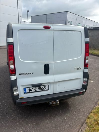 141 Renault traffic