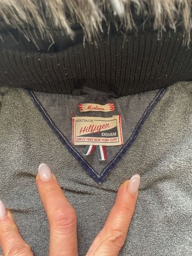 Tommy Hilfiger vest (M)