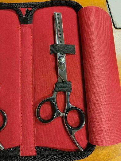 Barber scissors