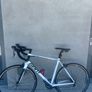 Giant Defy 4 Adult Road Bike Image 4