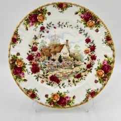 Royal Albert Bone China "Old Country Roses Cottage"