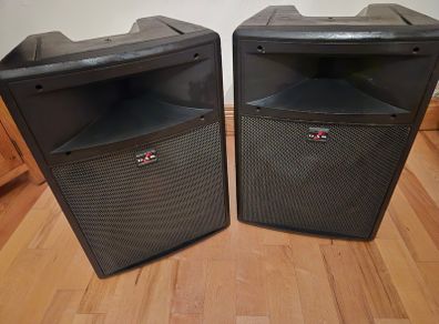 4 DAS DS-12s with covers (Passive)