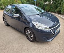 Peugeot 208 1.0 VTI Access + 2015 1.0l petrol