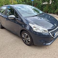 Peugeot 208 1.0 VTI Access + 2015 1.0l petrol