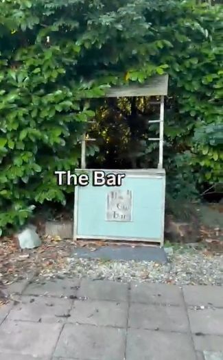 Garden Bar
