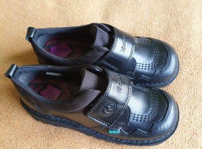 Kickers girls shoes UK12.5 EUR31 New