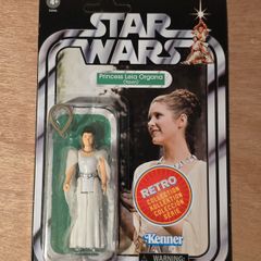 Star Wars Princess Leia Organa 3.75 " Scale (Unpunctured) From The New Retro Collection New & Unopened