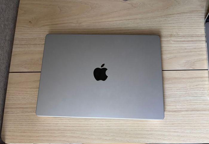 MacBook Pro 14 M1 16GB 512GB AppleCare+ Warranty to Jan 2027