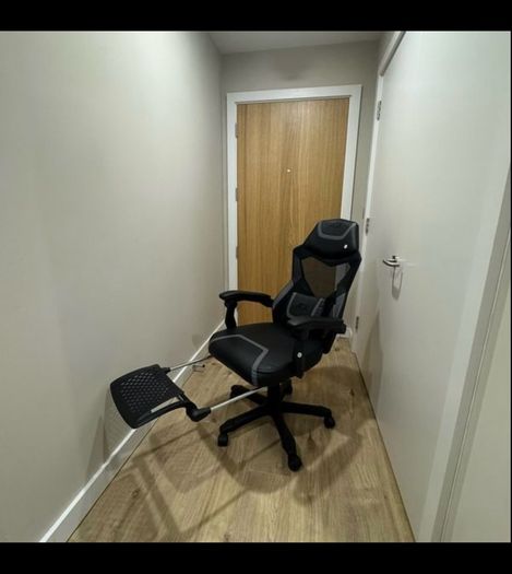Ergonomic Gaming Chair - New