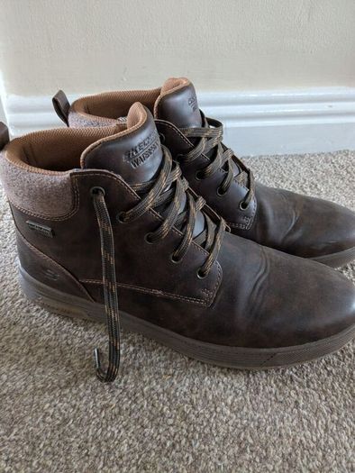 Sketchers Boots size 10