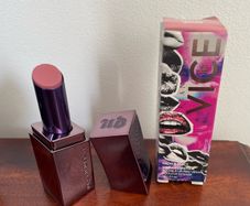 UD Urban Decay Vice Lipstick in shade Local Shine - New / Boxed