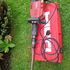Hilti Te905 Kango  10kg 230v
