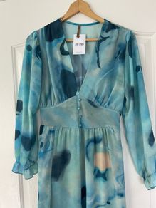 BNWT: Occasion Dress (Size 8 -12)