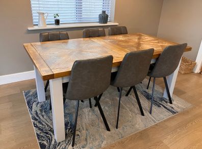 Extendable Table