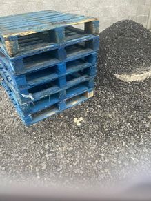 6 pallets free to takeaway