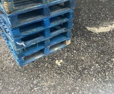 6 pallets free to takeaway
