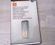 stud finder