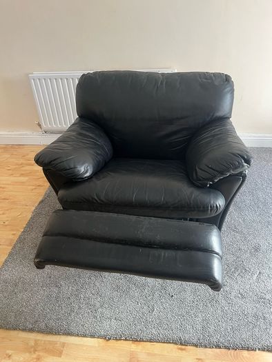 lazy boy / armchair