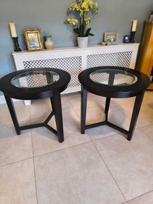 2 x side tables