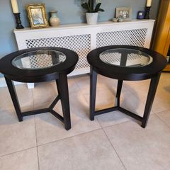 2 x side tables