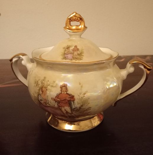 Stunning Vintage Lustre Pearlescent  Tea / Coffee Set. Made In Poland,Chodziez.