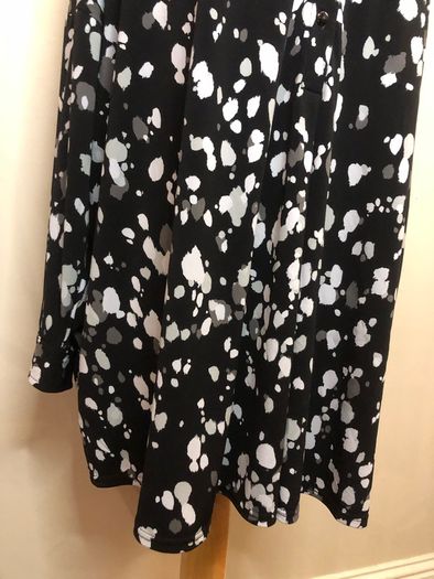 Gok Wan black/grey blouse (3XL)