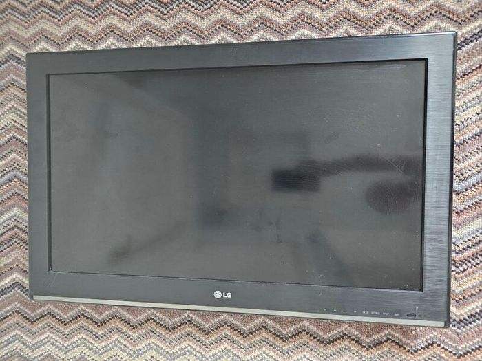 TV 32 inch
