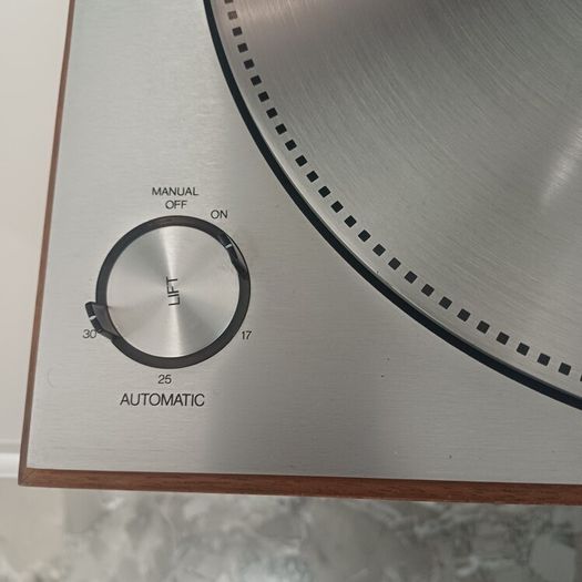 Hifi Gold Bang and olufsen Beogram 1202 Fully Automatic Fully serviced Turntable with New original SP14 Cartridge and Stylus fully professionally serviced