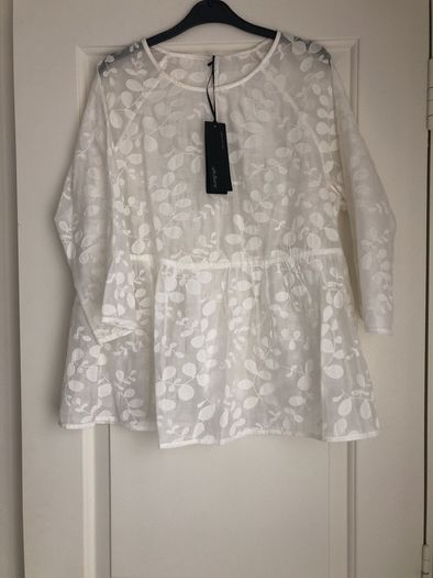 New M&S blouse size 8