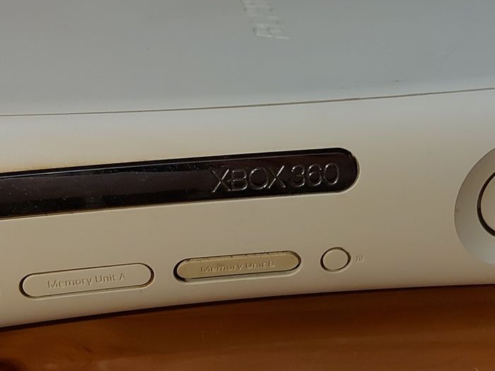 XBOX 360, with Power Charger, 2 Controlllers with Charger, wifi ariel, Communication cable, all in excellent cosmetic condition, not tested