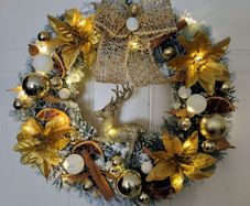 Christmas door wreath