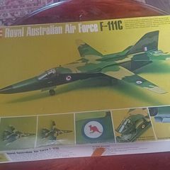 Revell Royal Australian kit