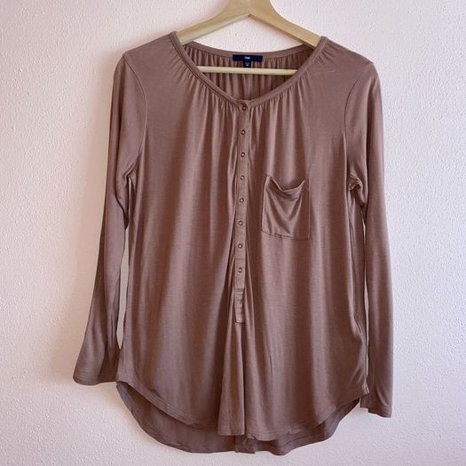Gap Mauve 3/4 Sleeve Top Size XS BRAND NEW