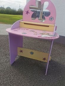 Girls dressing table